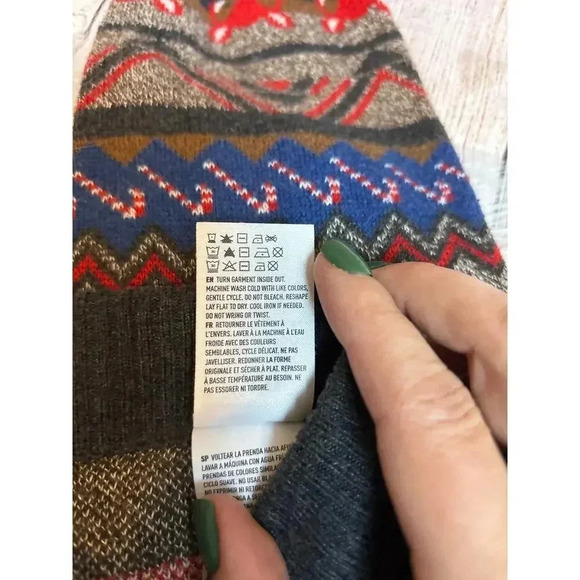 AE Ahh-mazingly Soft Aztec Fox CandyCane Lounge Pajama Pants Women's Size M - Picture 7 of 8